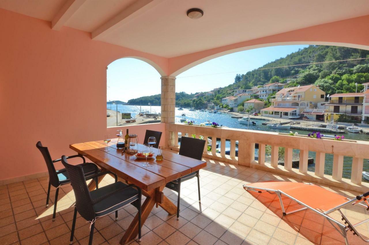 Apartment Jakov Grscica Prizba Εξωτερικό φωτογραφία