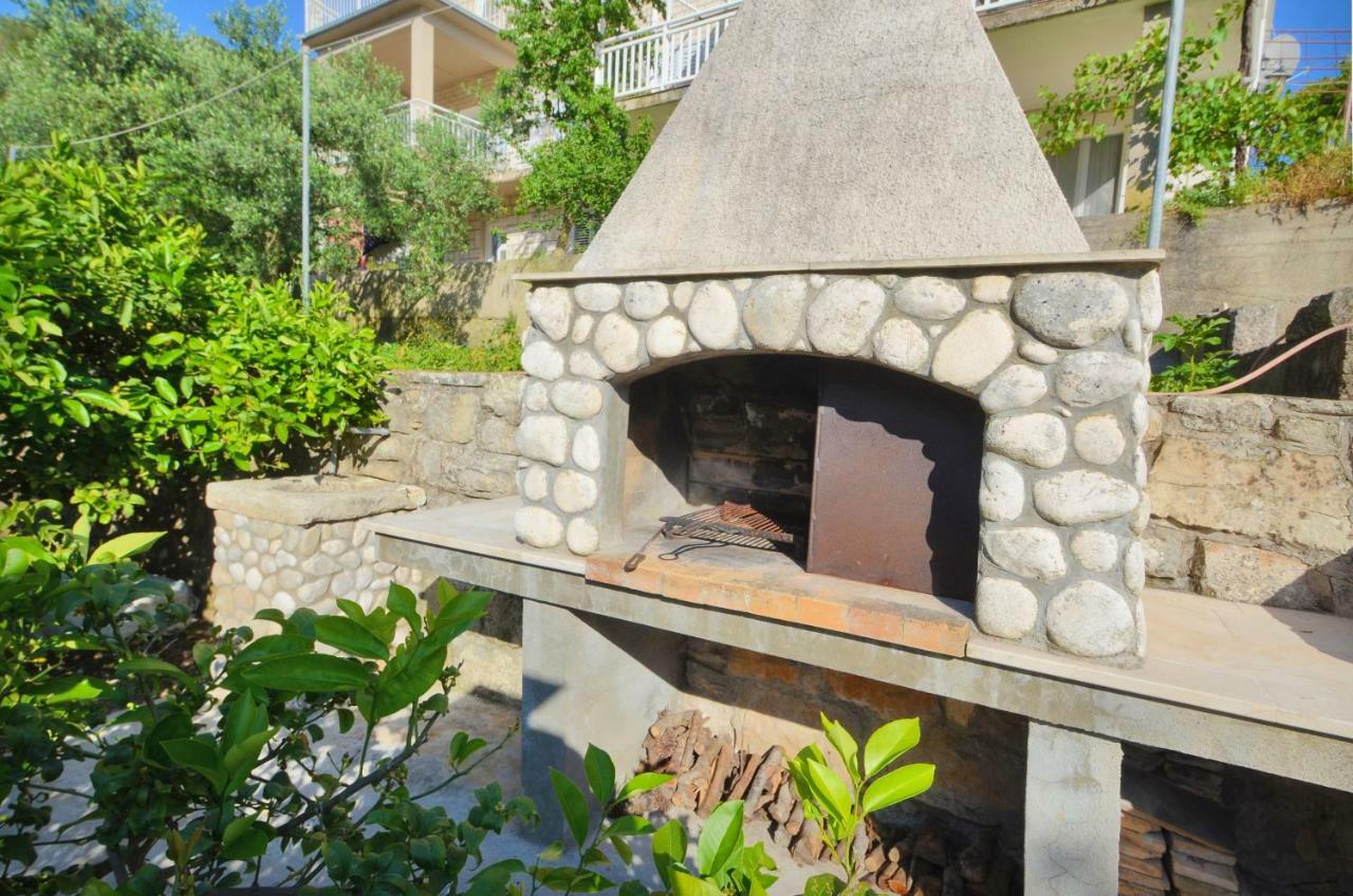 Apartment Jakov Grscica Prizba Εξωτερικό φωτογραφία