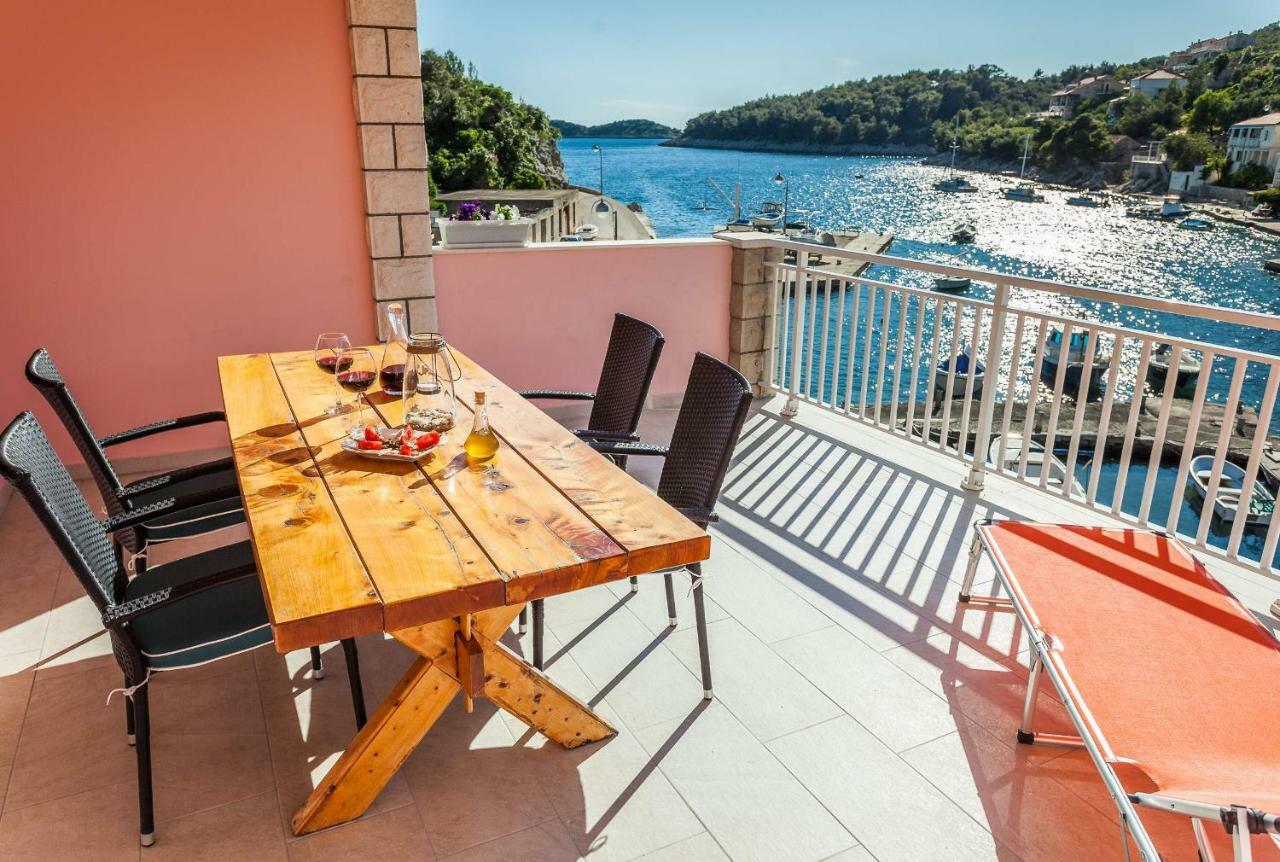 Apartment Jakov Grscica Prizba Εξωτερικό φωτογραφία